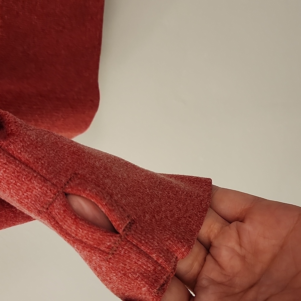 Zyia red fitted Activewear long sleeve shirt size S - Picture 6 of 6